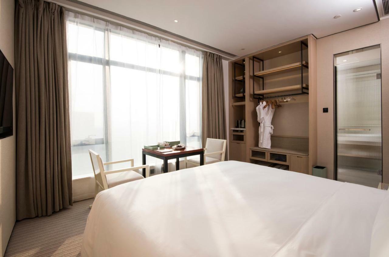 Virtuous World Hotel Foshan Exterior foto