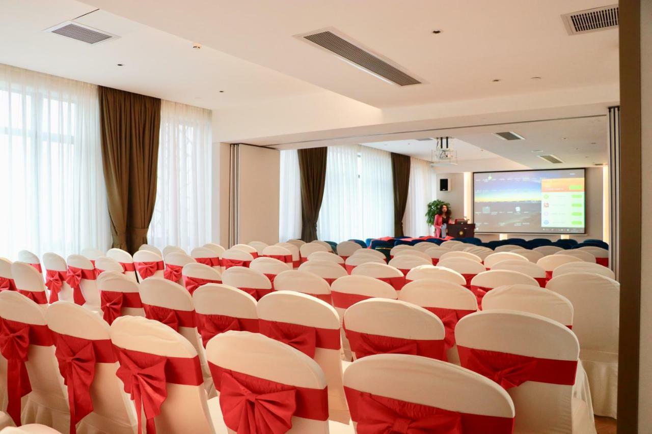 Virtuous World Hotel Foshan Exterior foto
